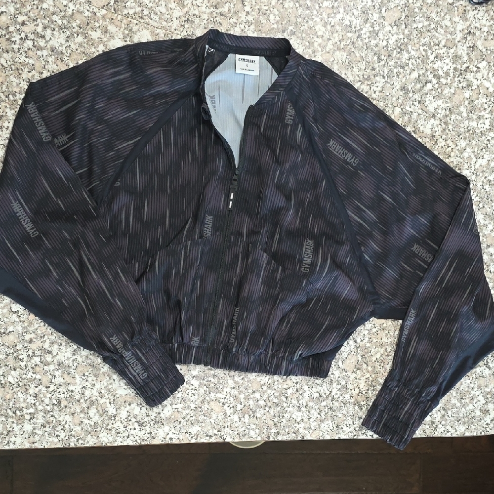 Gymshark Black and Gray Windbreaker